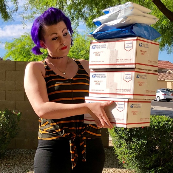 * Striped Front Tie Tank Top Shirt * Sleeveless - Picture 3 of 8